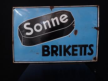 Emailleschild Sonne Briketts ArtNr.2785