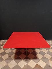 Roter Wohnzimmertisch, Couchtisch, B 110 cm x H 43 cm