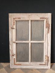 Kleines Flügelfenster, ca. B 62,5 x H 85 cm