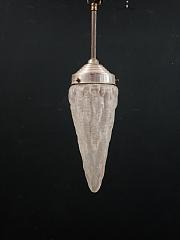 Art Deco Pendelleuchte in Zapfenform, ca. B 10,5 cm x H 40 cm