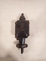 Aufputz Verteilerdose aus Bakelit, ca. B 7,2 cm x H 17,5 cm