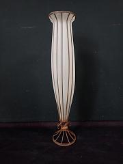 Große Bodenvase aus Glas mit Eisengestell, ca. H 101 cm