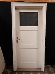 Zimmertür mit Umfassungszarge, DIN links, ca. B 88 x H 207 cm