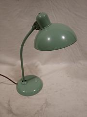 grüne Kaiser Idell 6556, Tischleuchte, ca. B 21,5 cm x H 57 cm