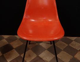 Eames Fiberglas Chair DSX ArtNr.4423