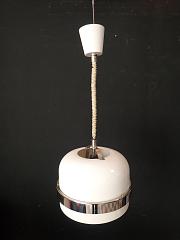 Hängeleuchte mit Zugpendel, ca. Ø 32 cm