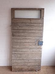 Holztür mit horizontalen Holzplanken, DIN links, ca. B 88 x H 179,4 cm