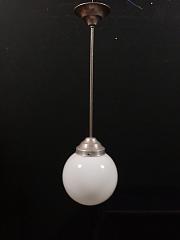 Kugelleuchte mit Aluminium Pendel, ca. B 20 cm x H 66 cm