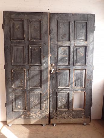 Massive zweiflügelige Eichenhaustür ArtNr.4685