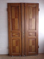 Zweiflügelige Wohnungstür, DIN rechts, ca. B 133 x H 231 cm