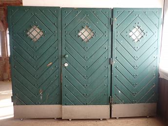 Dreiflügelige Tür ArtNr.4801