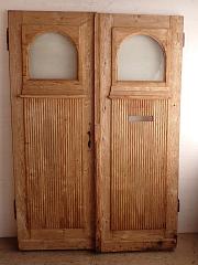 Zweiflügelige Haustür mit Rundbogenfenster, DIN rechts, ca. B 148 x H 208 cm