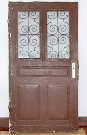 Haustür mit Fenstergitter DIN li, ca. 110 x 205 cm