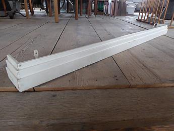 Vorhangschienenabdeckung aus Holz, weiß Art.Nr.: 656