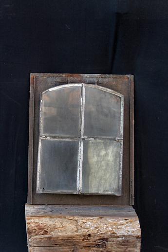 Gusseisernes Dachfenster mit Sprossen Art.Nr.: 671