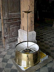 Große Hängelampe aus Messing