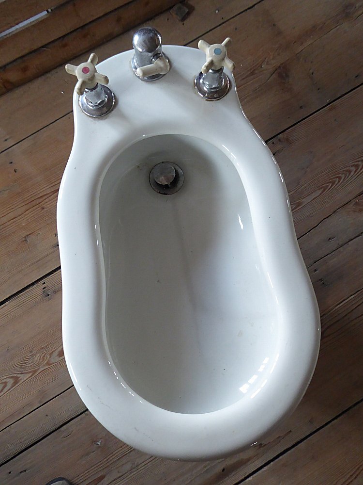 Bidet wie neu, ohne Gebrauchsspuren