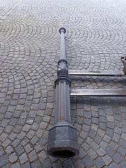 Gusseiserne Säule, ca. Ø 30, H 312 cm