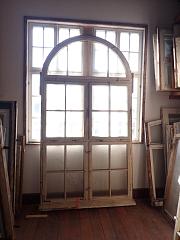 Riesiges Fenster mit vier Flügeln und Oberlicht, ca. B 147 x H 275 cm