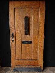 haustuer-mit-schmalem-fenster-artnr.2249