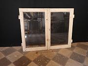Kleines Fensterflügelpaar, ca. B 76 x H 61 cm