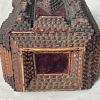 Tramp Art Holz Schatulle mit Löwenkopf ArtNr.3644