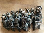 Strassackerfigur, Bronzefigur "Das Abendmahl", ca. B 38 cm, H 25 cm